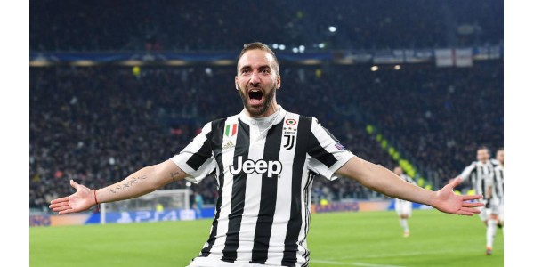 Higuaín er skadet og han spiller i den gamle klubben.